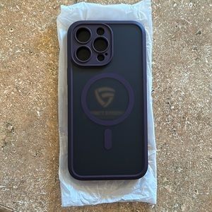 iPhone 14Pro Max purple phone case